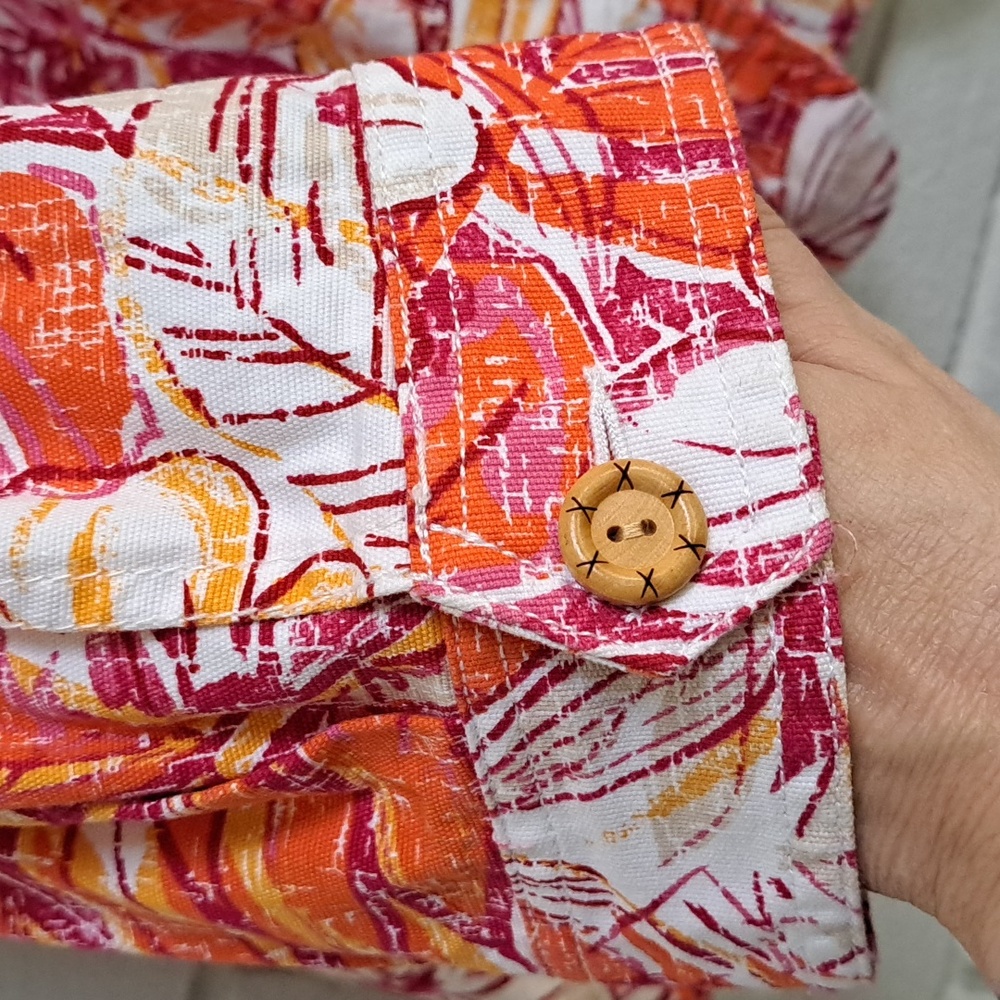 Ruby Rd. Vibrant Tropical Flora Snap Button Bead/… - image 6